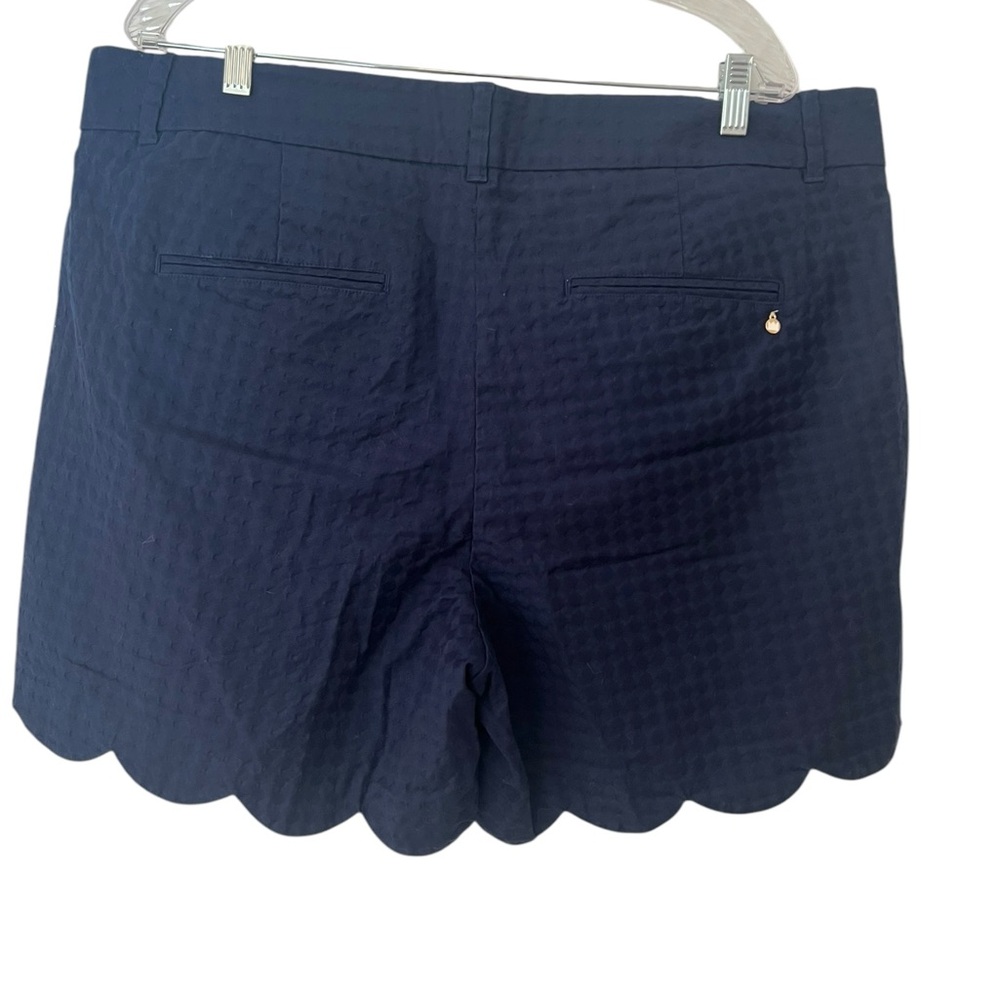 Crown & Ivy | Curvy Shelby Scalloped
Hem High Rise Pockets - Navy Blue Sz 18W - Picture 3 of 7